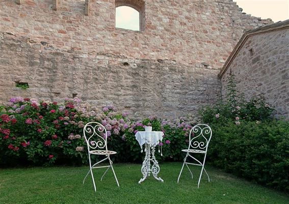 Lille havebord - stilfulde og funktionelle løsninger til din have